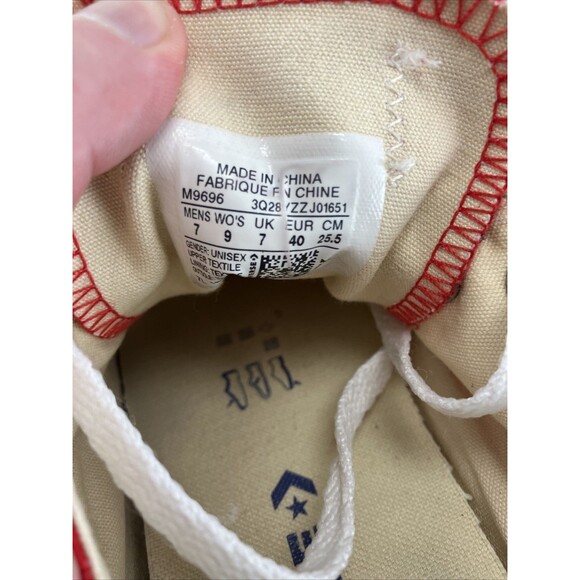 Converse Chuck Taylor Classic All Star Canvas Low Top Red - Men 7 Women 9 - Picture 11 of 11